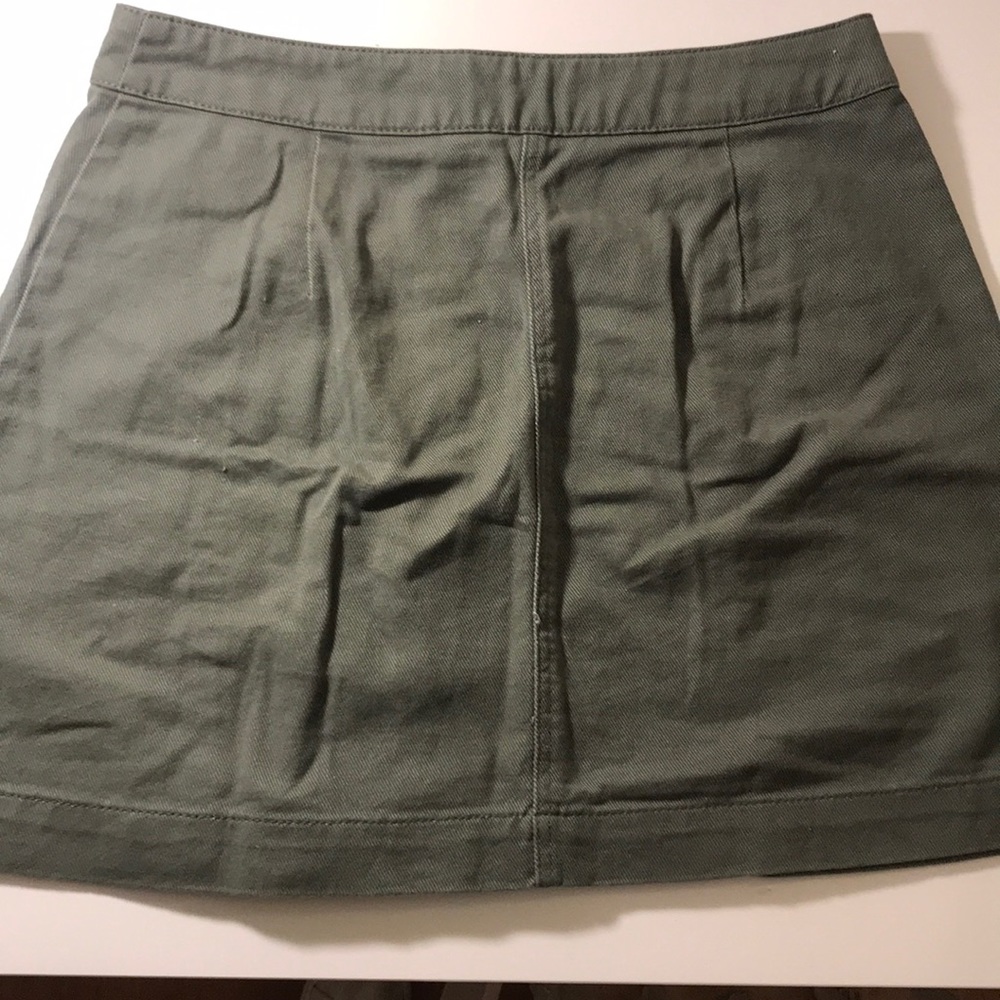 H&M Green Skirt